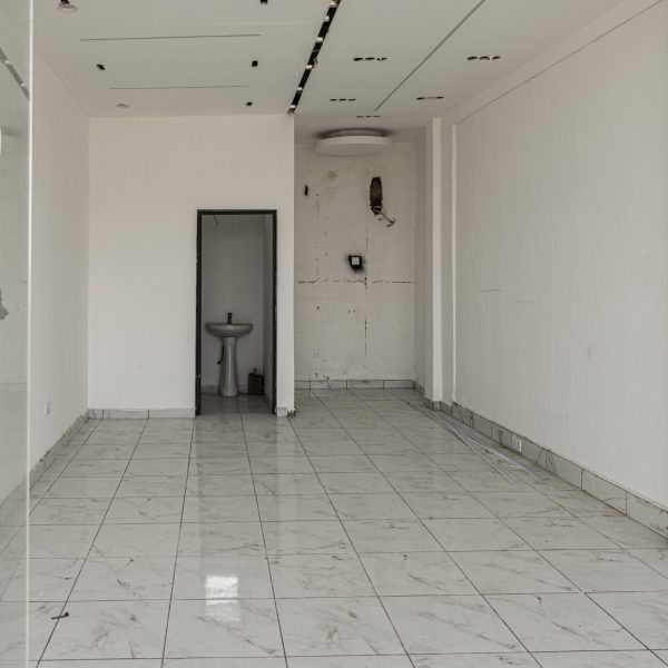 shops for rent-4 (1)